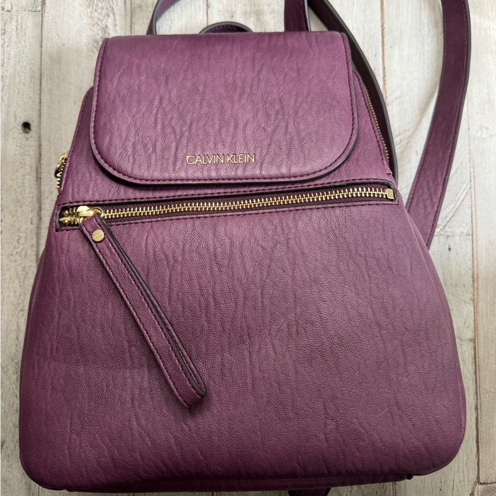 New Calvin Klein mini back bag